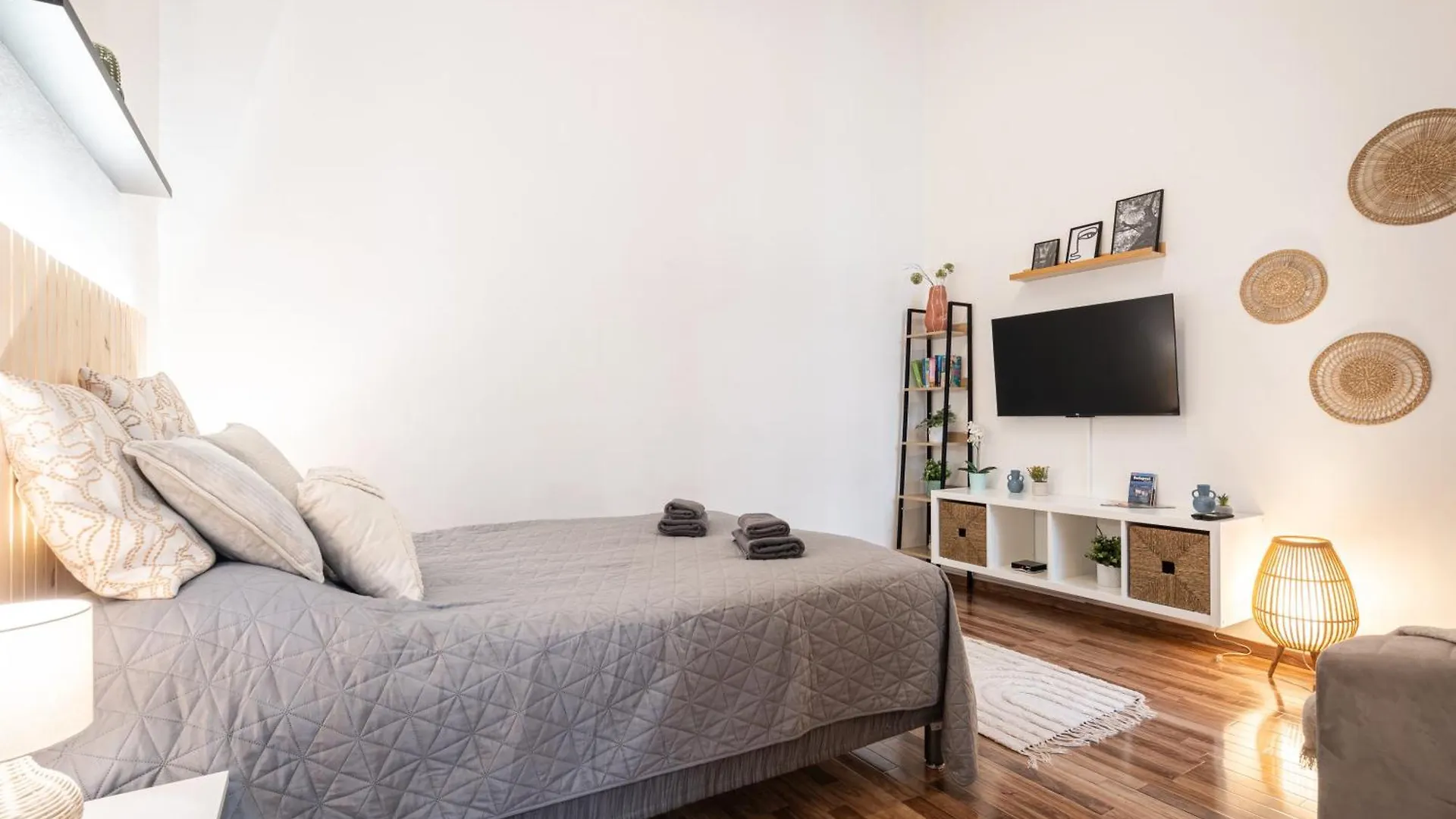 Evergreen Downtown Apartments Budapest Hungary