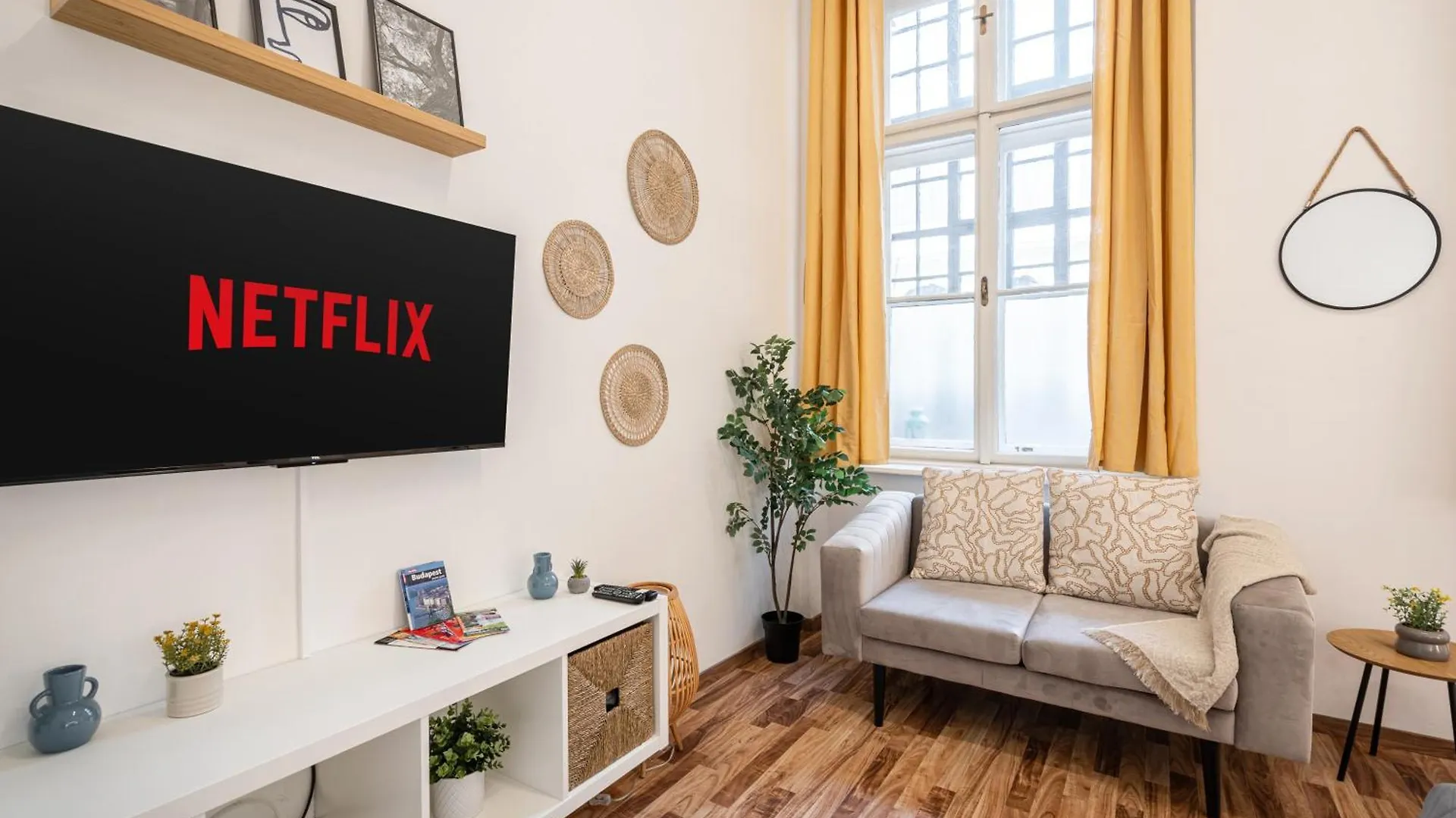 Evergreen Downtown Apartments Budapest