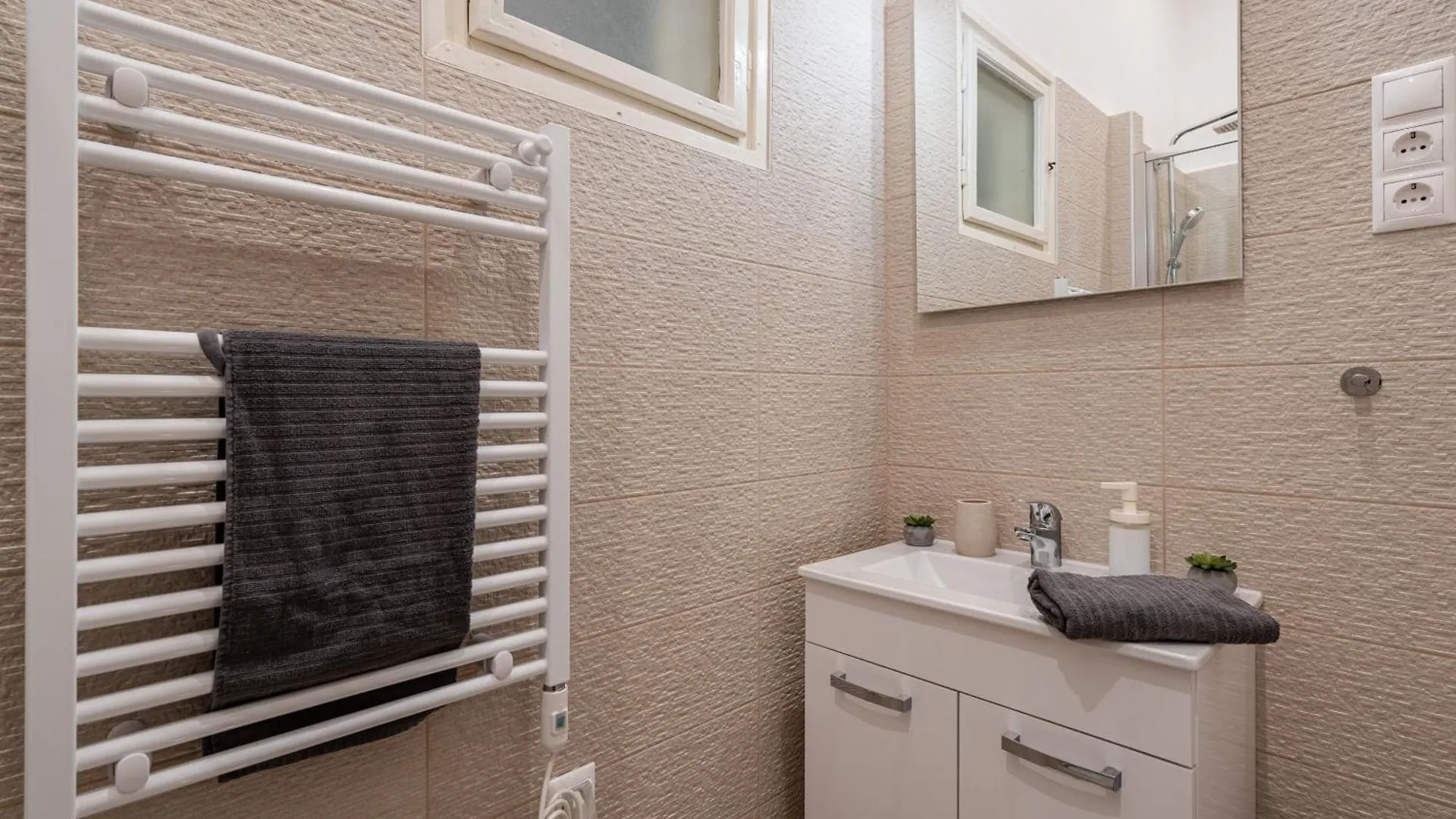 Evergreen Downtown Apartments Budapest